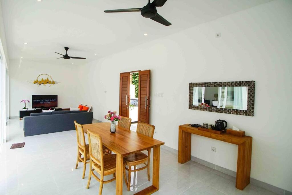 Villa Akmali Seminyak Drupadi 2 Bedrooms W/Pool 5Mins To Beach Exterior foto