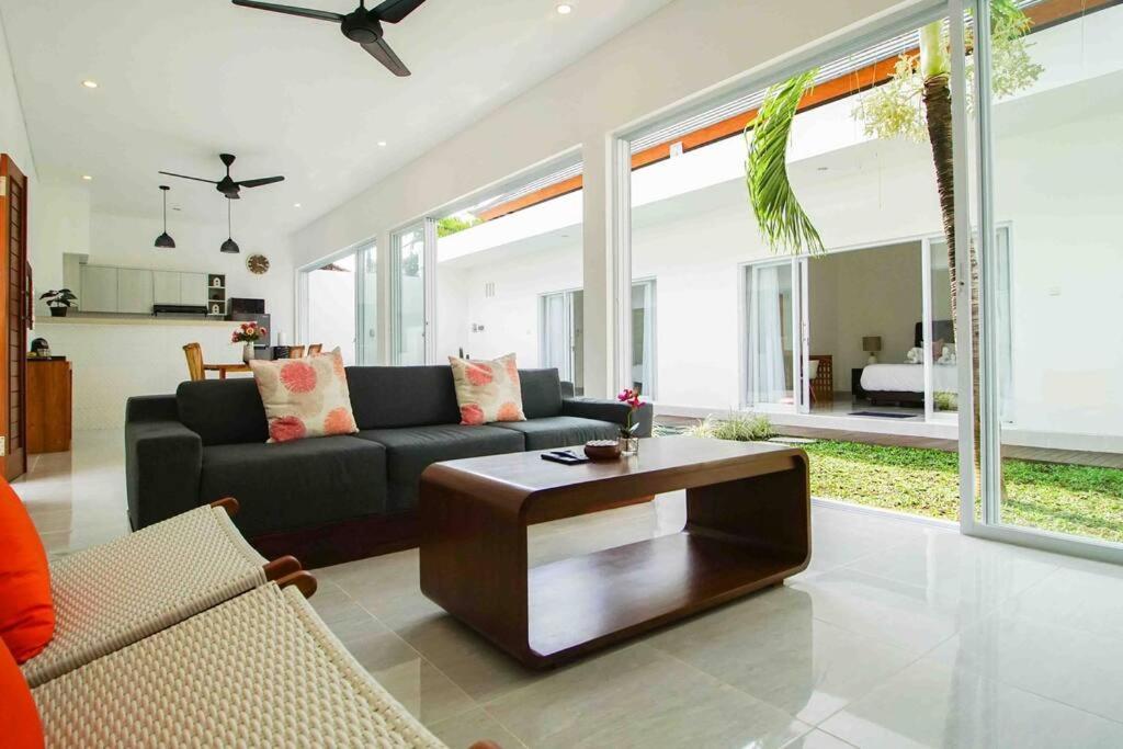 Villa Akmali Seminyak Drupadi 2 Bedrooms W/Pool 5Mins To Beach Exterior foto